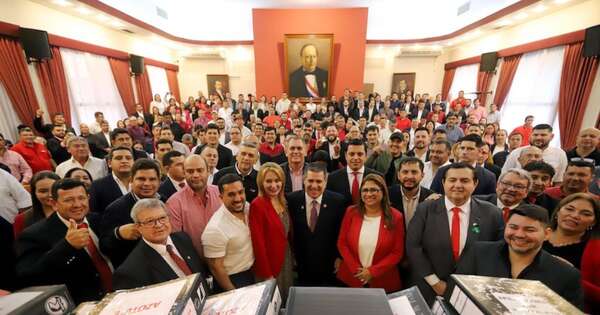 La Nación / Presentan 10.600 nuevas solicitudes de afiliaciones