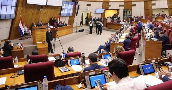 La Nación / Aprueban dos comisiones para eventual intervención a comunas