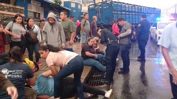 Temporal golpeó con todo: Vuelco de camión dejó cinco heridos y un conductor detenido