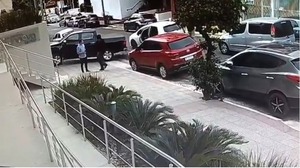¿Solo insumos médicos y ropas? Para la policía, no cierra la versión de la pareja que sufrió asalto tipo comando - 1000 Noticias
