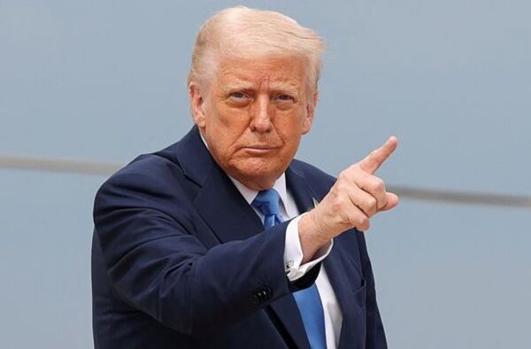 Trump okairo contra Putin y analiza sanciones económicas