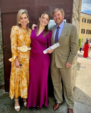 La princesa Ariane de Holanda, hija de los reyes Máxima y Guillermo, culminó el bachillerato - Gente - ABC Color
