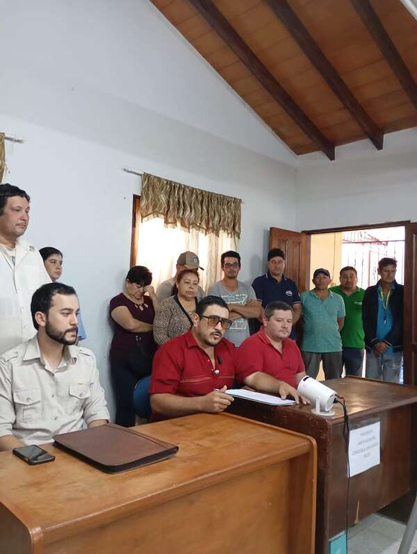 Caapucú: “El hallazgo de oro sería la rendición de cuentas (del intendente)” - Política - ABC Color