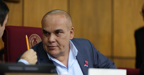 Bachi y Ceres acusan a Berni de frenar la elección en Derecho UNA y ahora buscan bloquearlo en el CM