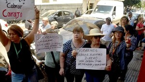 Jubilados municipales amenazan con huelga de hambre si Nenecho no paga su deuda