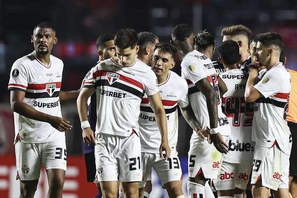 Damián Bobadilla rompió el silencio luego de la denuncia por supuesta xenofobia - Fútbol Internacional - ABC Color