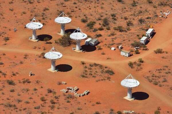 Hallan objeto cósmico que emite señales de radio y rayos X en sincronía       - Ciencia - ABC Color