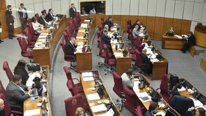 En caldeada sesión, Senadores discuten a favor y en contra de la intervención