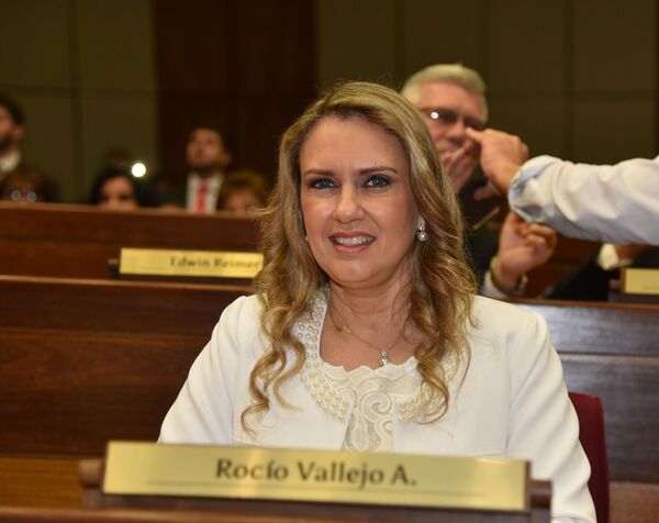 Para diputada Vallejo, no conformar la comisión de intervención es dejar solo a Miguel Prieto - 1000 Noticias