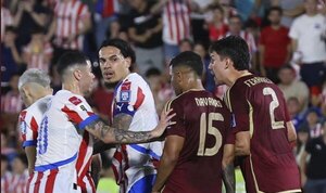 Versus / VIDEO: La vez que Miguel Navarro insultó a Julio Enciso por un penal fallado