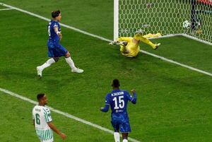 Chelsea, campeón de la Conference League, con remontada y goleada sobre el Betis - Fútbol Internacional - ABC Color