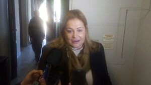 Esther Roa asegura que es querellada "de onda" por un audio hecho con IA