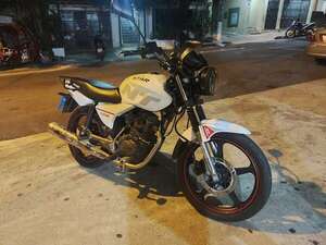 Policía recupera motocicleta robada gracias a sistema GPS en Asunción - Policiales - ABC Color