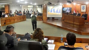 Nenecho retrasa pago de préstamo y estaría tras nuevo endeudamiento