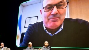 Ministro argentino señala que en ocasiones hay que “dar volantazo”