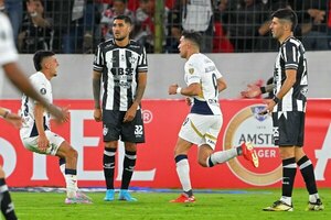 Versus / El equipo de José Florentín queda fuera de la Libertadores por diferencia de goles 