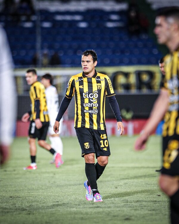 Guaraní también es goleado de local, pero jugará los playoffs de la Sudamericana - .::Agencia IP::.