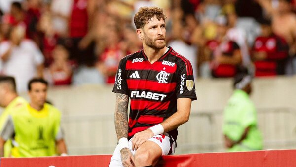 Flamengo sufre ante Táchira y se clasifica a octavos