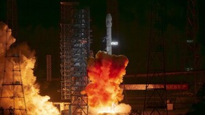 China lanza su primera misión para traer muestras de un asteroide a la Tierra