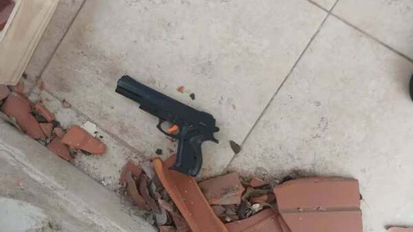 Fiscala ratifica inocencia de dueño de casa que mató a supuesto ladrón que actuó con pistola de juguete