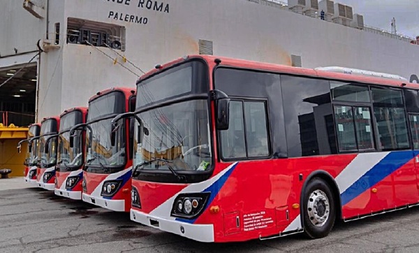 Sin reforma del transporte licitaron la operación de buses eléctricos donados por Taiwán - OviedoPress