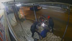 Vídeo: extrema violencia en asalto a un motociclista en Reducto - Policiales - ABC Color
