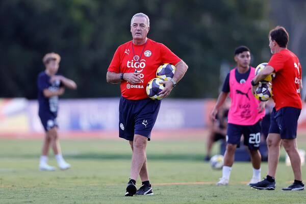 Gustavo Alfaro sobre Bobadilla: "Siempre voy a estar del lado de mi jugador" | Unicanal