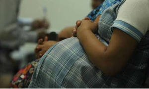 Cada día, al menos 10 niñas y adolescentes dieron a luz en Paraguay durante el 2024 - OviedoPress