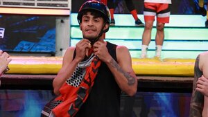 Yair vuelve a pintarse de Rojo