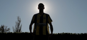 Versus / ¡Bombazo! Di María es presentado en Rosario Central y jugará con varios paraguayos