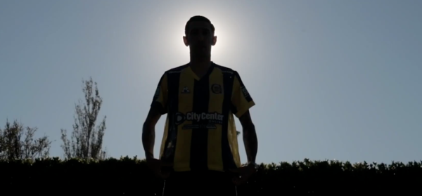 Versus / ¡Bombazo! Di María es presentado en Rosario Central y jugará con varios paraguayos