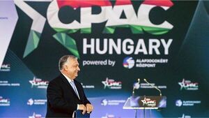 Orbán celebra la victoria de Trump desde la CPAC en Budapest: «No nos ahogamos en el mar ‘woke’ y no nos inundan los inmig