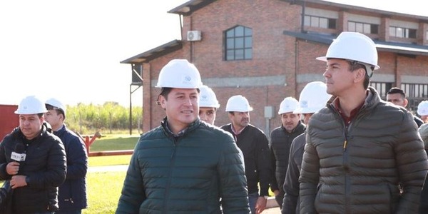 Gobernador de Caazapá destaca obras y pide más inversión para el desarrollo - ADN Digital
