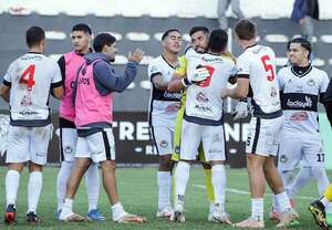 Copa Paraguay: Los Bravos del 24 se sobreponen a los bloopers de su arquero - Fútbol - ABC Color