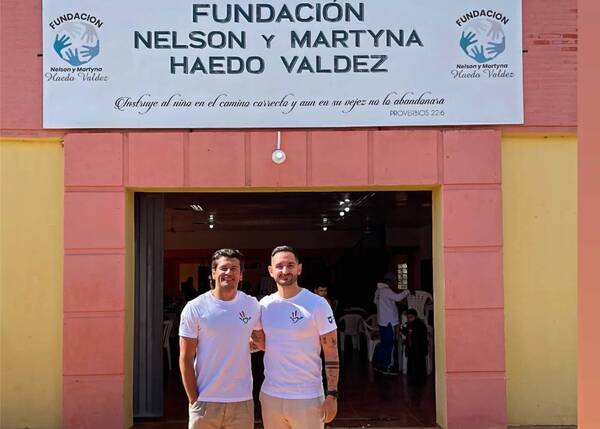 Haedo Valdez estuvo de visita en su fundación compartiendo un hermoso momento con los peques