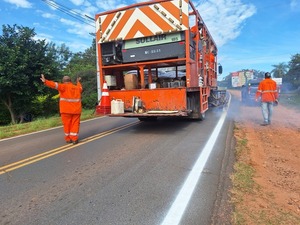 Mejoran la señalización vial en tramos clave de Central y Gran Asunción - .::Agencia IP::.