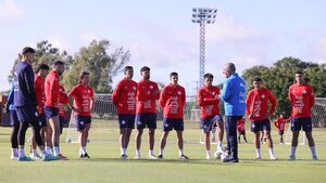 La Albirroja trabaja pensando en Uruguay