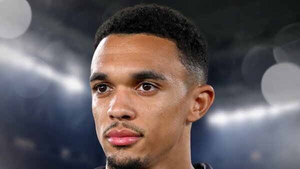 Alexander-Arnold firma seis años con el Real Madrid
