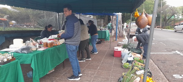 Productores agroecológicos de San Pedro del Paraná retoman la oferta de sus productos