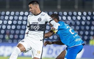 Versus / Derlis González usó la palabra "fracaso" y pidió perdón a la afición