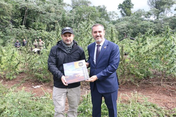 Paraguay y Brasil refuerzan cooperación antidrogas con histórico operativo en Morombí