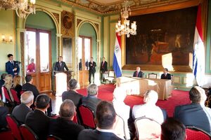 Peña sugiere producir energía renovable “a gran escala” en el Chaco paraguayo