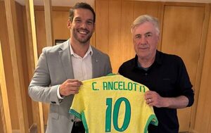 Versus / Ancelotti es el "mejor" para devolver a Brasil a la gloria, opina Zico