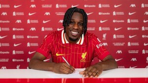 Versus / Frimpong deja el Bayer Leverkusen y ficha por el Liverpool