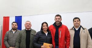 La Nación / Yacyretá entrega becas a más de 500 jóvenes de Ñeembucú