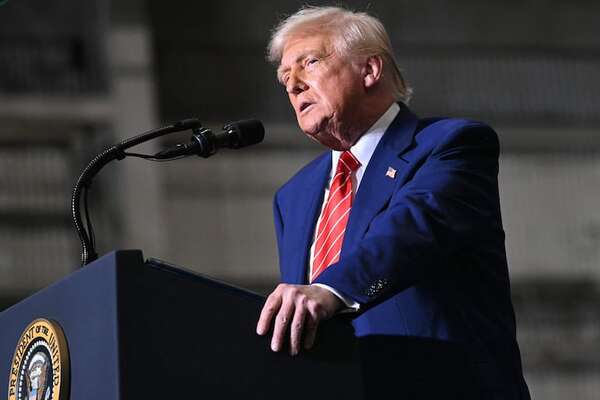 Trump dice que duplicará los aranceles al acero y al aluminio hasta el 50% - Mundo - ABC Color