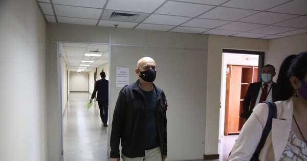 La Nación / Ratifican condena de 6 meses de cárcel por sextorsión contra excapitán de bomberos