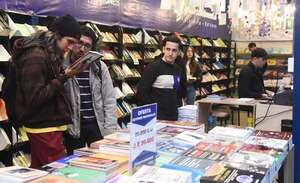 La FIL Asunción 2025 sigue este sábado con literatura, talleres y homenajes - Literatura - ABC Color