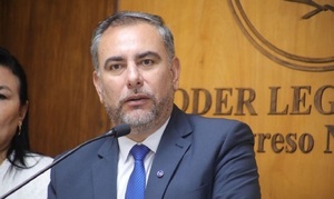 Senador Villalba dialoga con los pescadores sobre posible reforma de la ley de veda y subsidios - OviedoPress