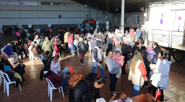 Población de dos municipios de Caazapá recibieron 1.292 servicios de Ciudad Mujer Móvil - .::Agencia IP::.